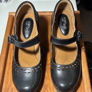 Euro Soft by Sofft Women Black Mary Jane Shoes